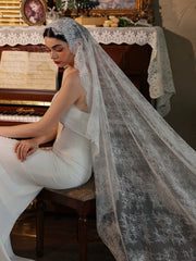 Lace Mantilla Wedding Veil – Soft Tulle Bridal Veil with Scalloped Floral Lace Edge