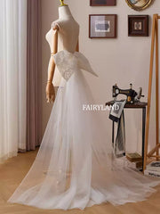 White Tulle Bridal Train with Oversized Lace Bow – Sheer Wedding Photoshoot Gown by FAIRYLAND