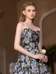 Strapless Floral Jacquard Ball Gown – Elegant Vintage-Inspired Evening & Formal Dress