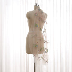 Floral Embroidered Tulle Veil – Lightweight Sheer Wedding Accessory for Brides
