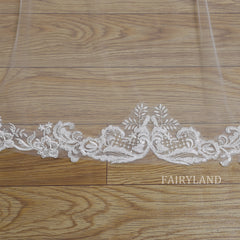 Cathedral Length Lace Edge Wedding Veil – Long Bridal Tulle Veil with Elegant Lace Trim