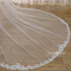 Cathedral Length Lace Edge Wedding Veil – Long Bridal Tulle Veil with Elegant Lace Trim