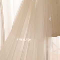 Romantic Bridal Veil with Hand-Embellished Floral Lace and Flowing Sheer Tulle