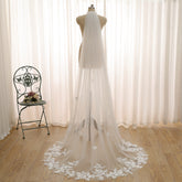 Chapel-Length Bridal Veil with Blooming Flower Lace Appliqués