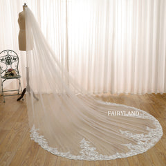 Romantic and Vintage Sliver Sequins Tiny Flower Inspired Wedding Veils