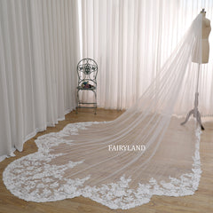Luxury Cathedral Lace Bridal Veil – Extra Long Tulle Veil with Romantic Floral Appliqué