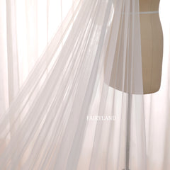 Luxury Cathedral Lace Bridal Veil – Extra Long Tulle Veil with Romantic Floral Appliqué