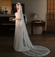 Lace Mantilla Wedding Veil – Soft Tulle Bridal Veil with Scalloped Floral Lace Edge