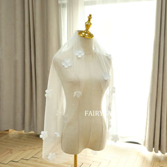 Romantic Fingertip 3D Flower Pearls Bridal Veil