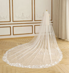 One-layer Cathedral Flower Lace Wedding Veil With Comb