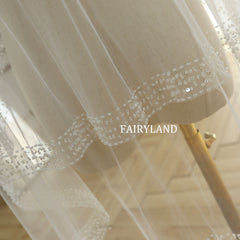 Glam Beading Edge Bridal Short Veil With Blusher