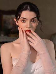 “Bride to Be” Sheer Tulle Gloves – Elegant Wedding Mesh Gloves for Bridal Photoshoots & Engagements