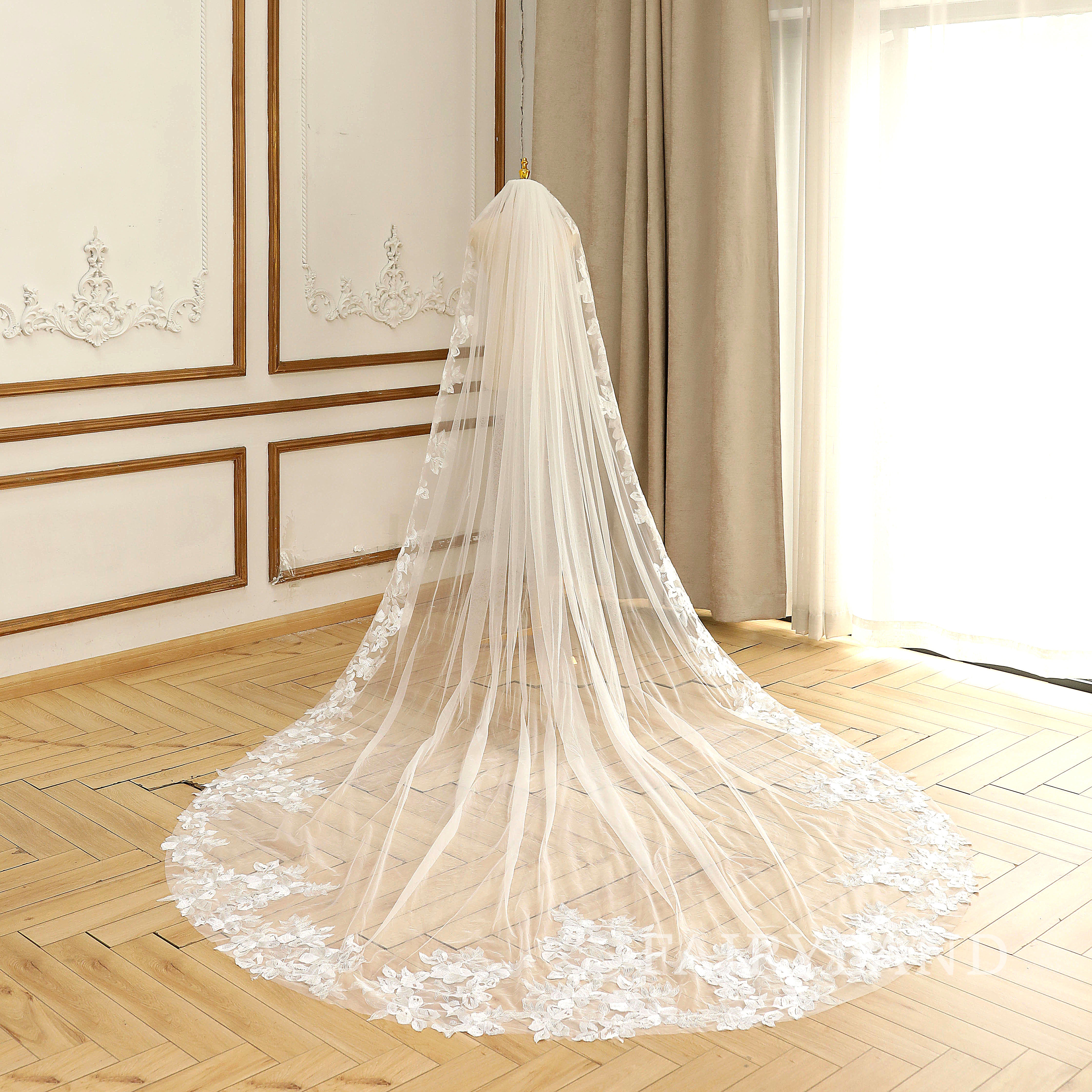 Full Lace edge Bridal Veil Leaves Wedding Veil Elegant Blush Veil