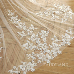2 Layers lace appliques long tulle cathedral outdoor Wedding Veil