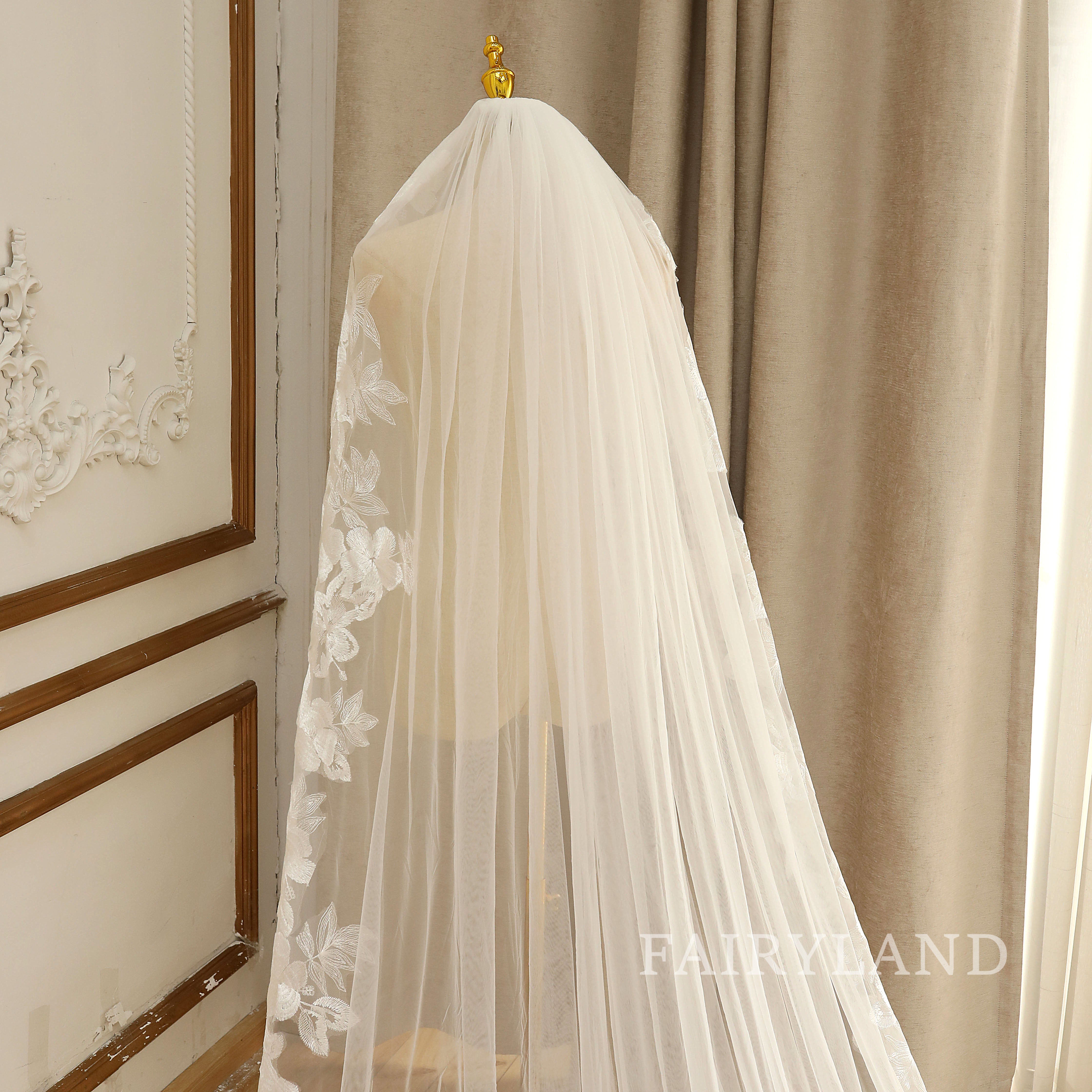 Full Lace edge Bridal Veil Leaves Wedding Veil Elegant Blush Veil