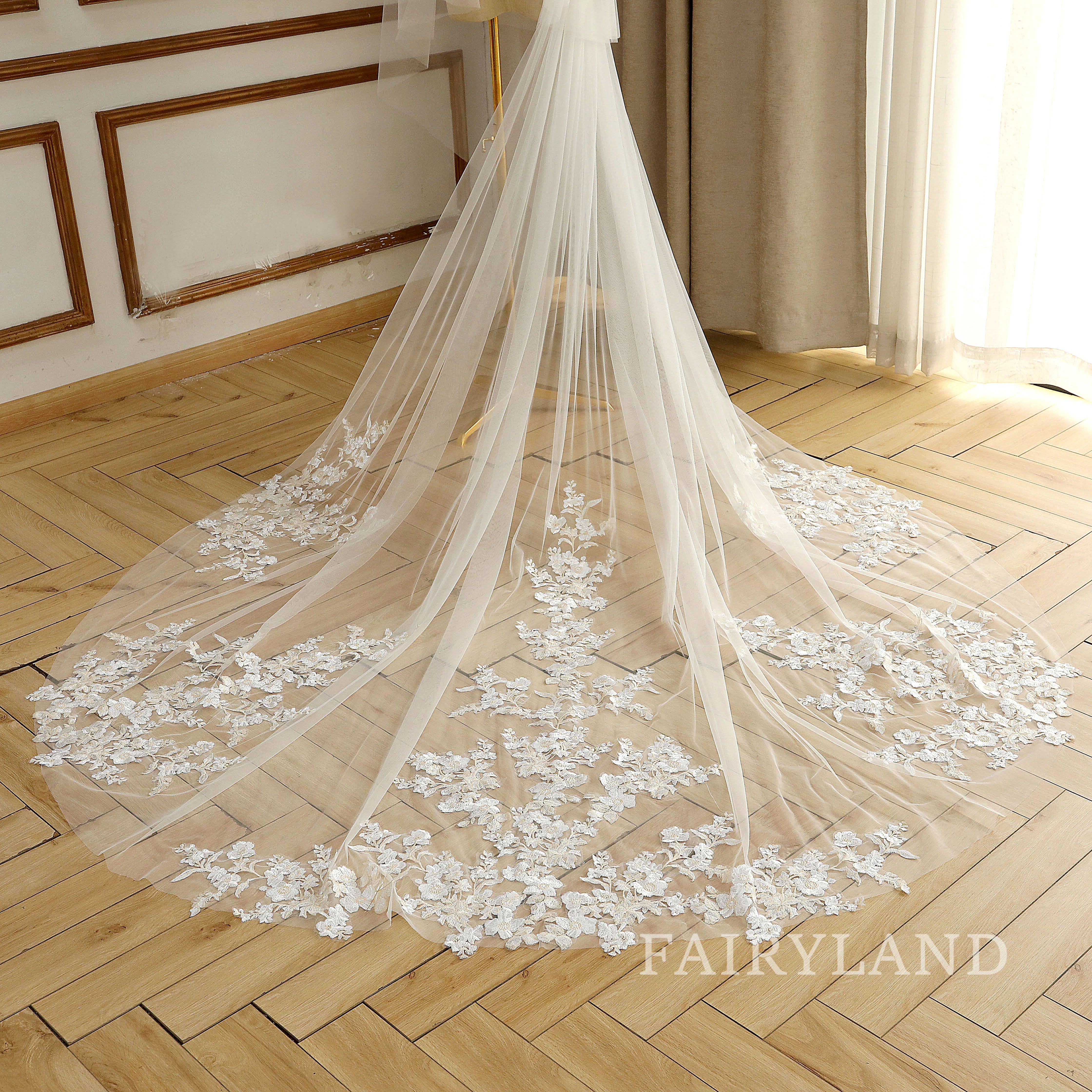2 Layers lace appliques long tulle cathedral outdoor Wedding Veil