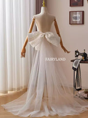 White Tulle Bridal Train with Oversized Lace Bow – Sheer Wedding Photoshoot Gown by FAIRYLAND