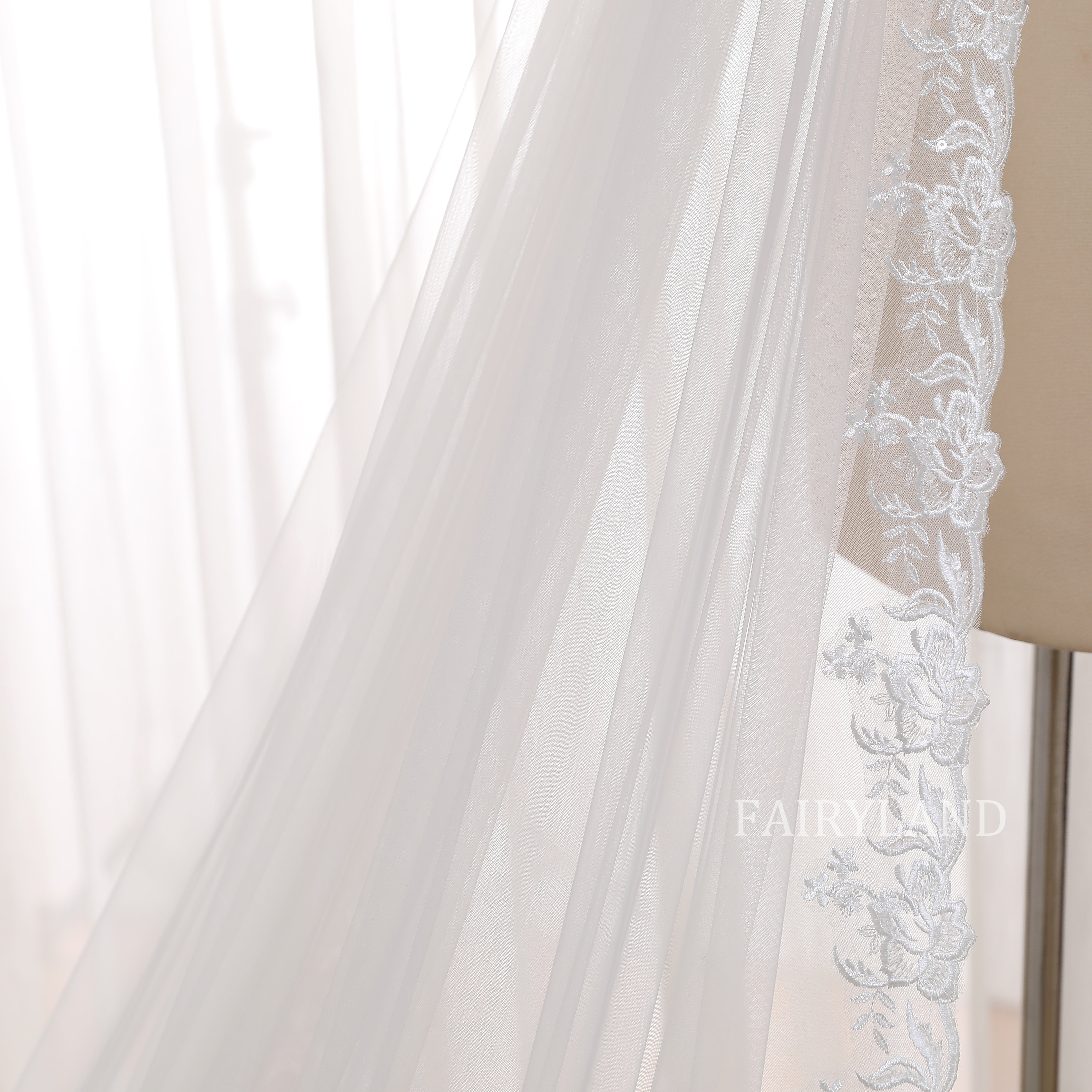 Cathedral Length Lace Edge Wedding Veil – Long Bridal Tulle Veil with Elegant Lace Trim
