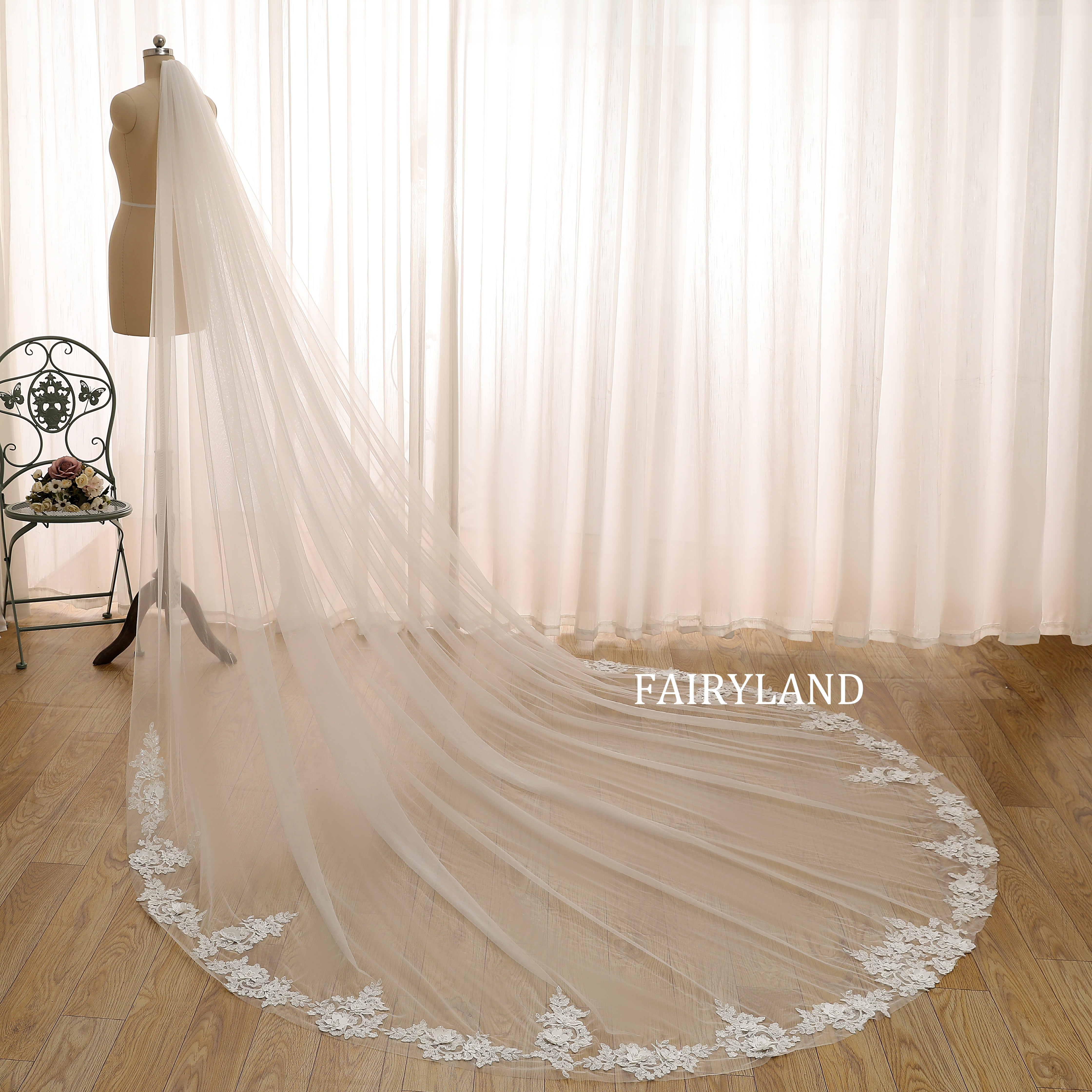 Cathedral-Length Tulle Bridal Veil with Hand-Appliquéd Floral Lace Trim