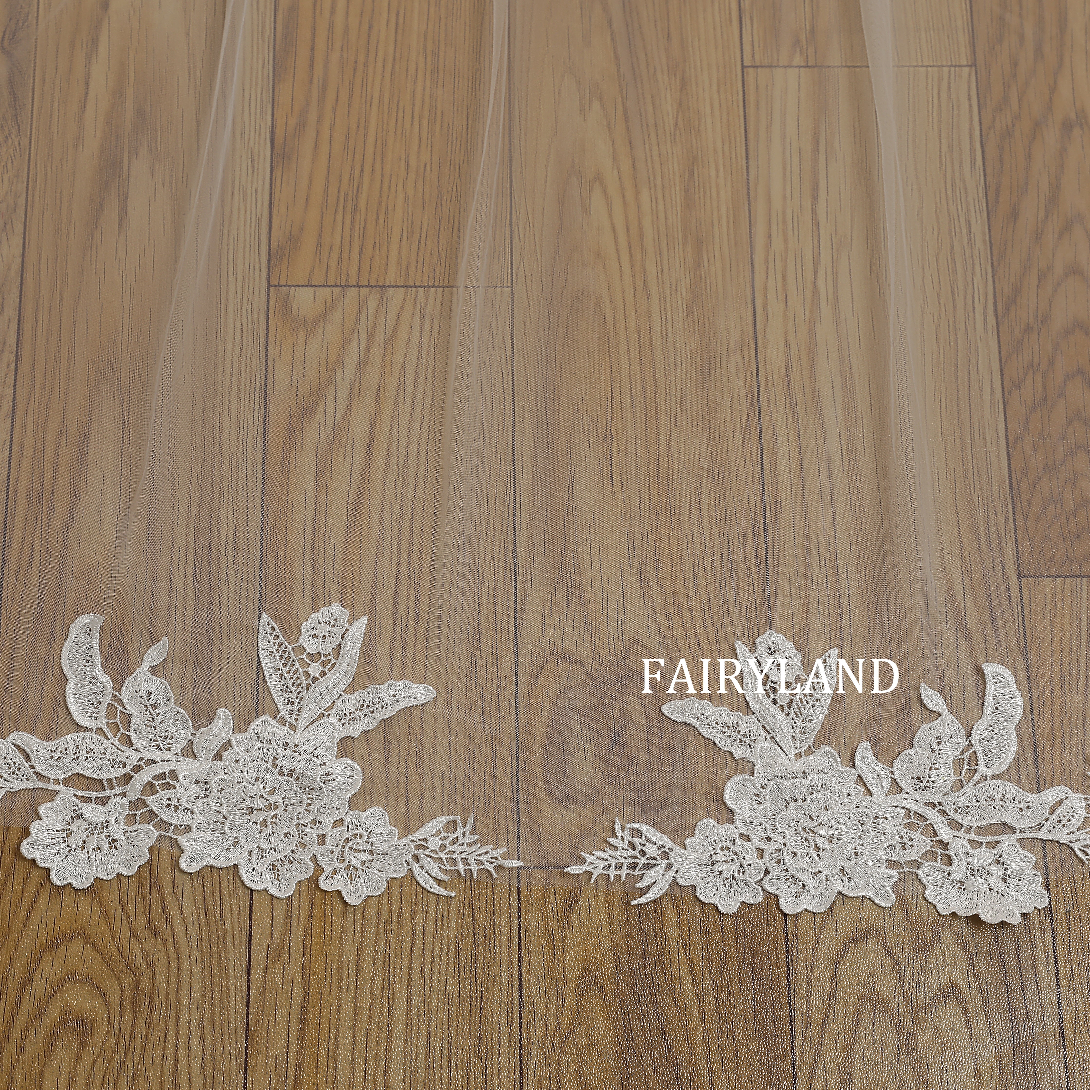 Minimalist Bridal Veil with Soft Tulle & Delicate Lace Trim in Cathedral Length