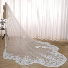 Luxury Cathedral Lace Bridal Veil – Extra Long Tulle Veil with Romantic Floral Appliqué