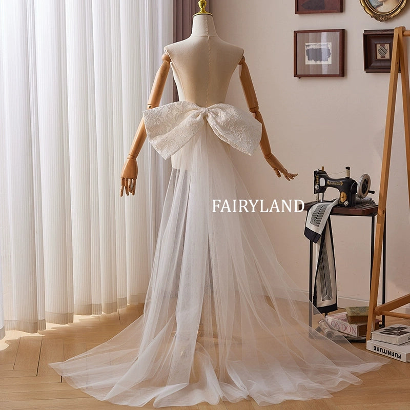 White Tulle Bridal Train with Oversized Lace Bow – Sheer Wedding Photoshoot Gown by FAIRYLAND