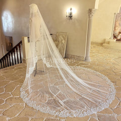 Scallop Edge Beaded Mantilla Veil, Luxury Bridal Hair Piece With Beading, Cathedral Ivory Tulle Veil