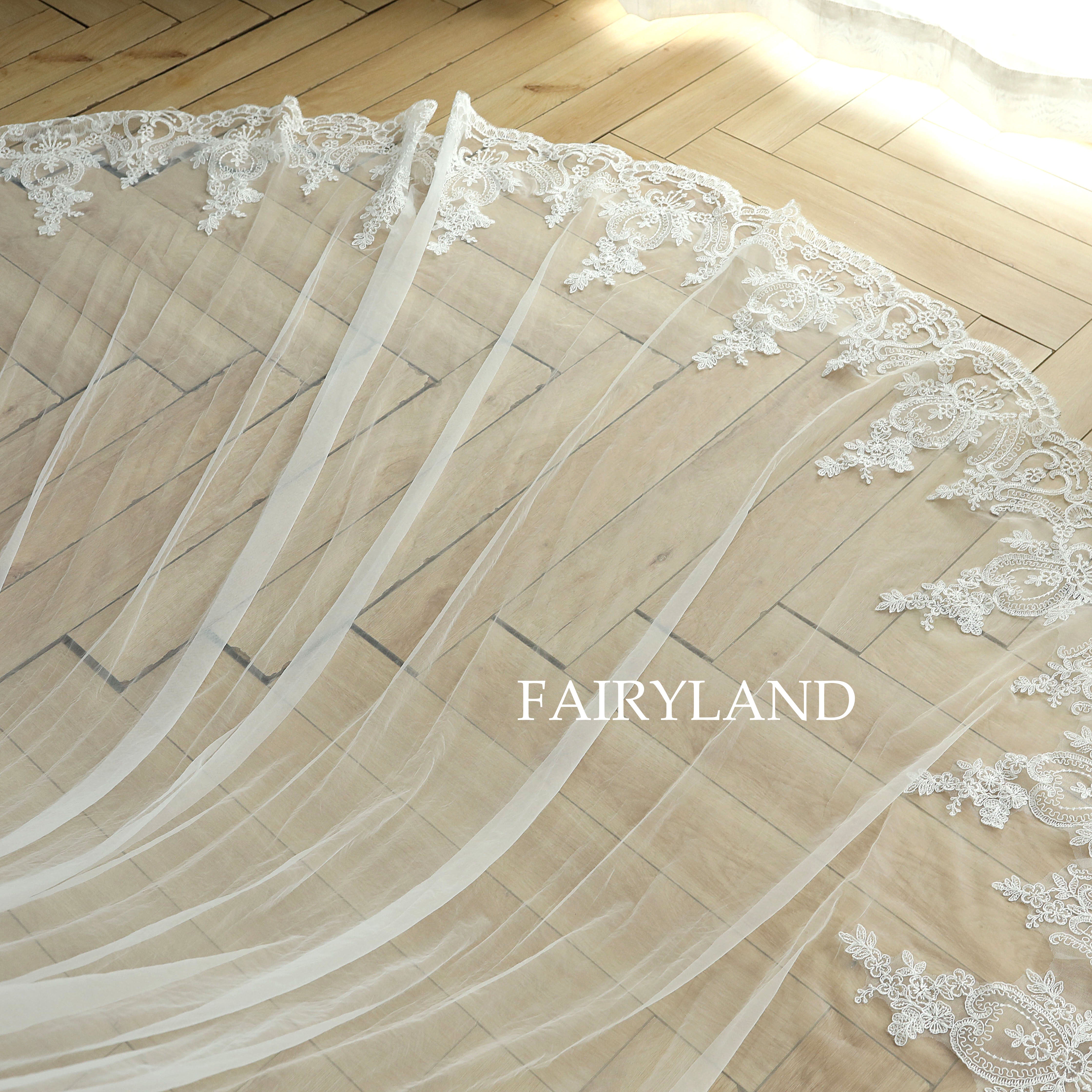 Romantic Full Lace Edge Bridal Veil With Blush