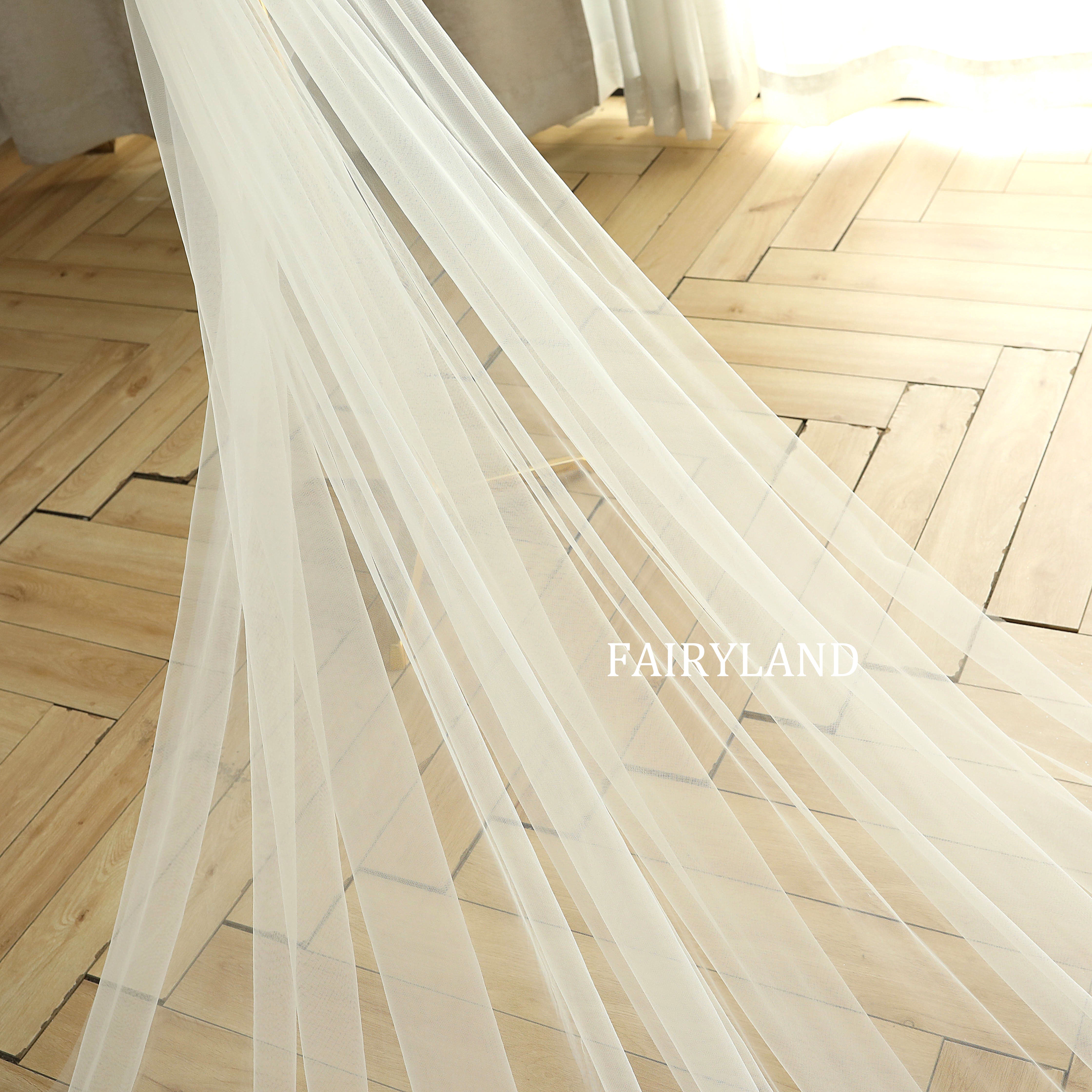 Personalized One-layer Vintage Long Lace Wedding Veil