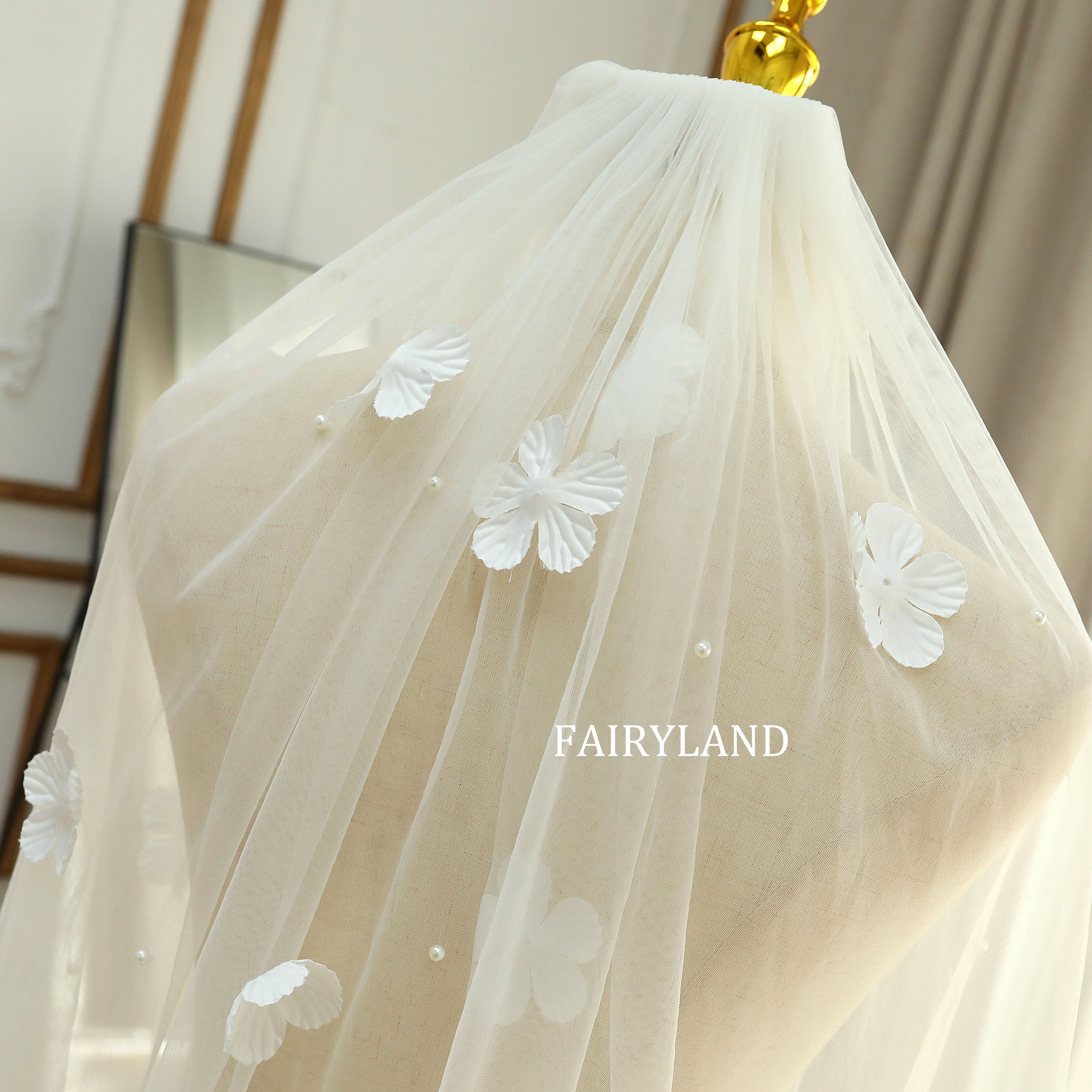 Romantic Fingertip 3D Flower Pearls Bridal Veil