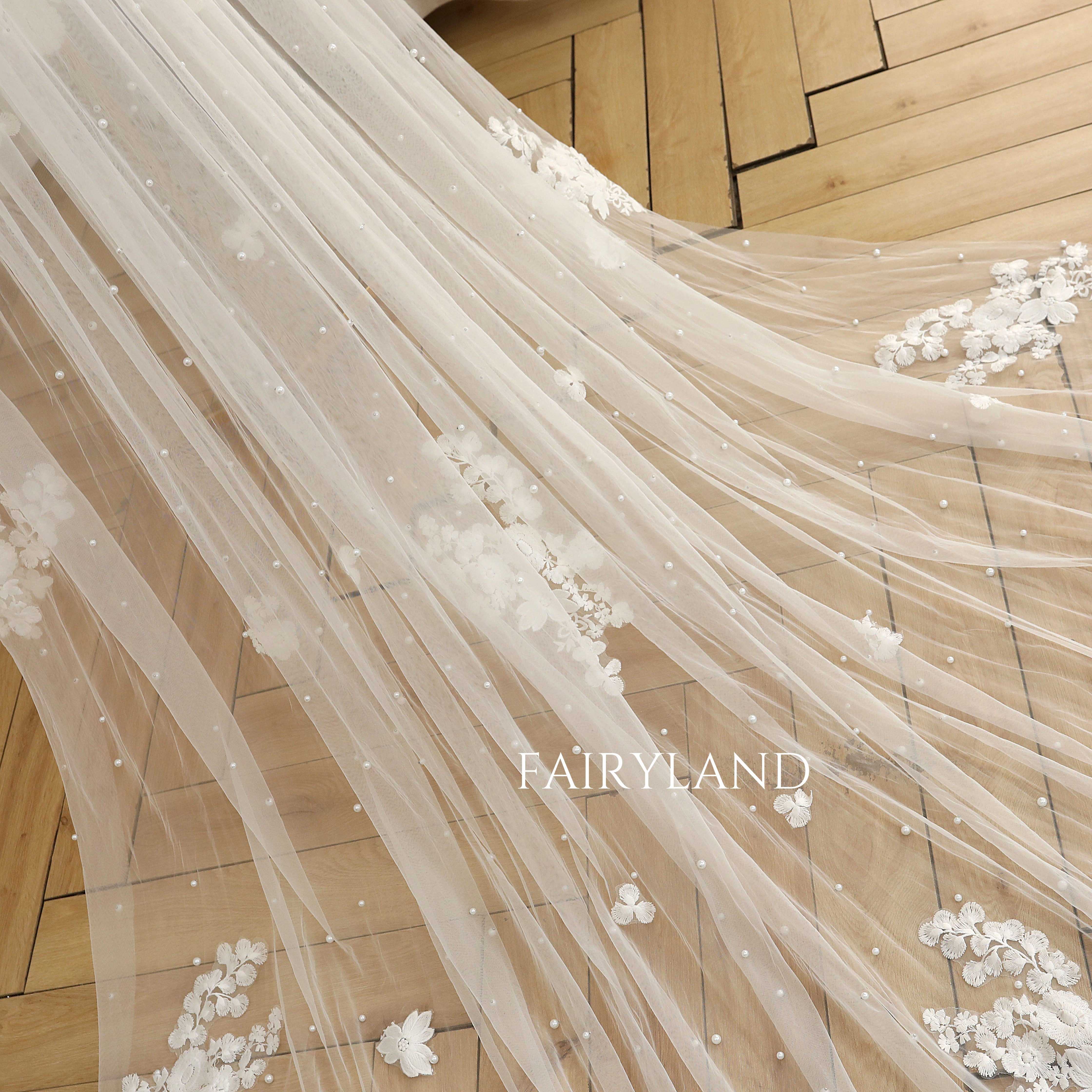 Fairy Pearls Bridal Veil With Appliques Long
