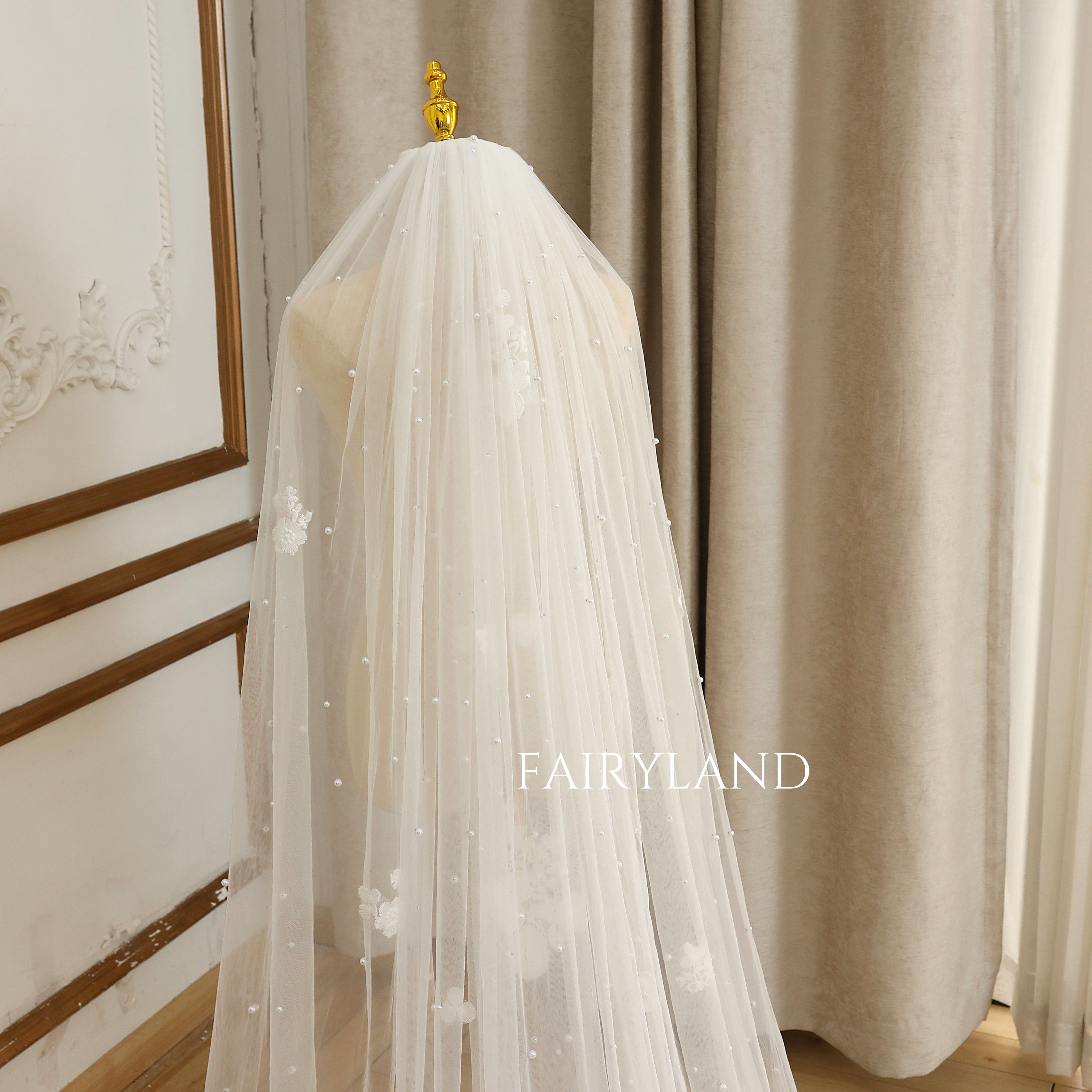 Fairy Pearls Bridal Veil With Appliques Long
