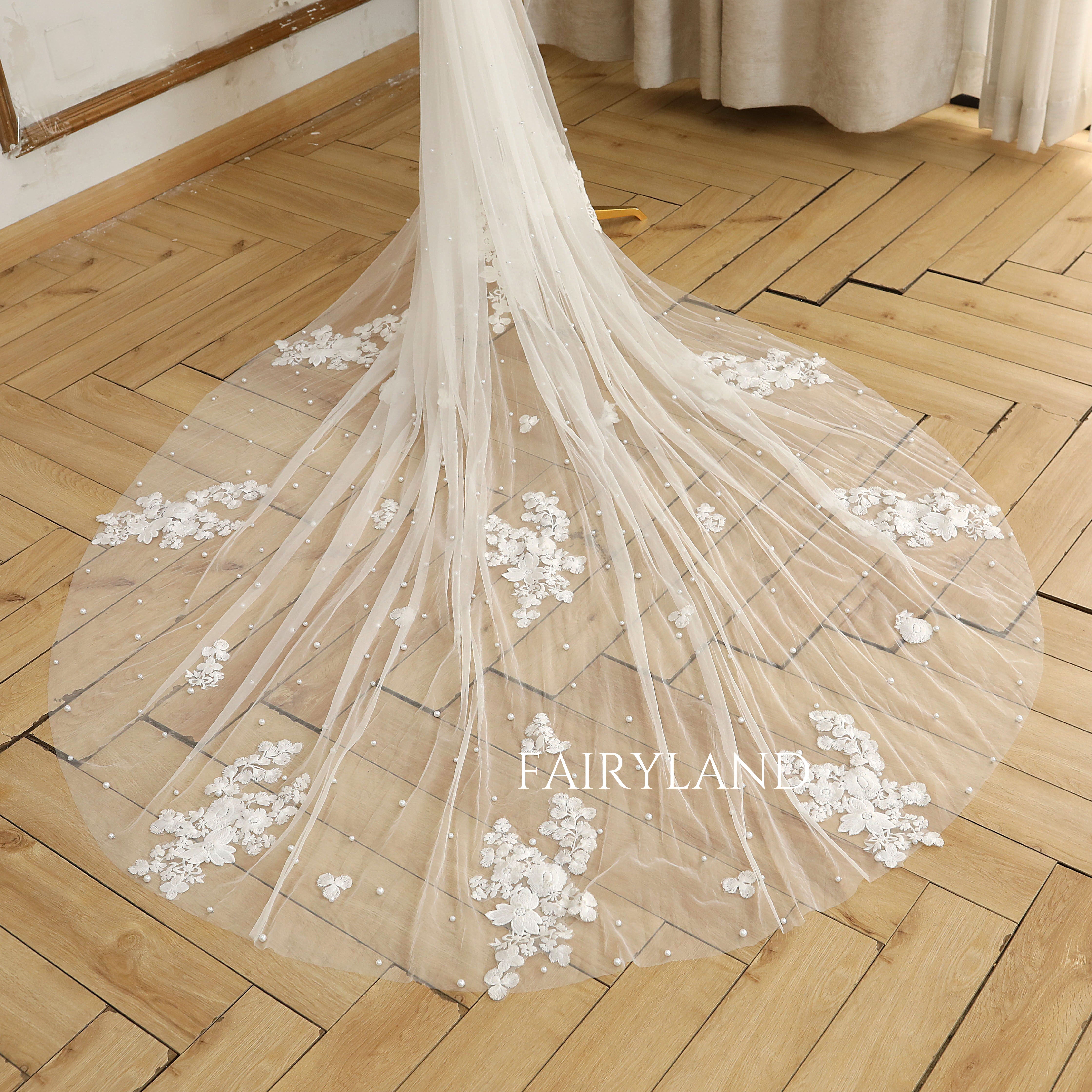 Fairy Pearls Bridal Veil With Appliques Long