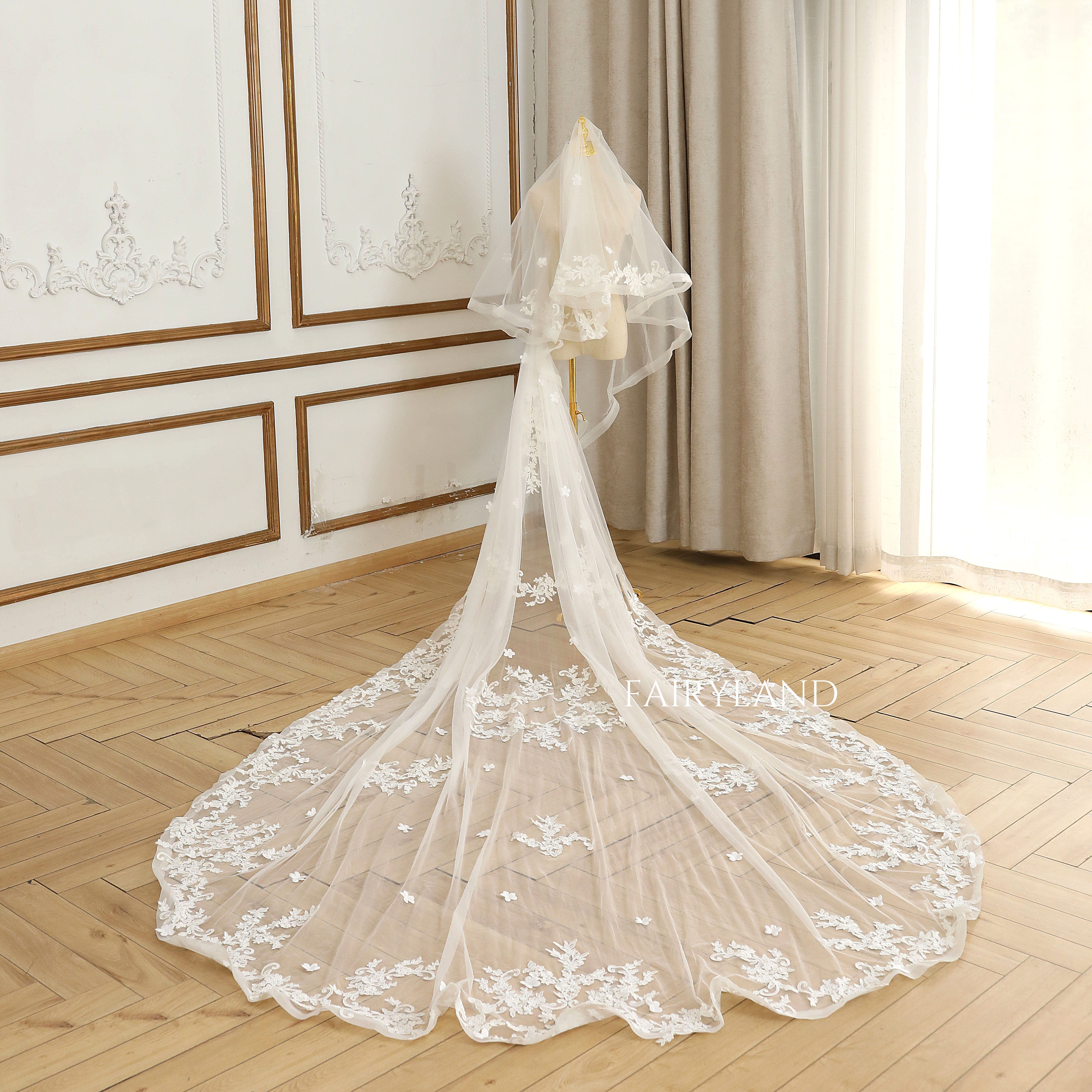 Two-layer Lace Appliques Blush Veil For Wedding