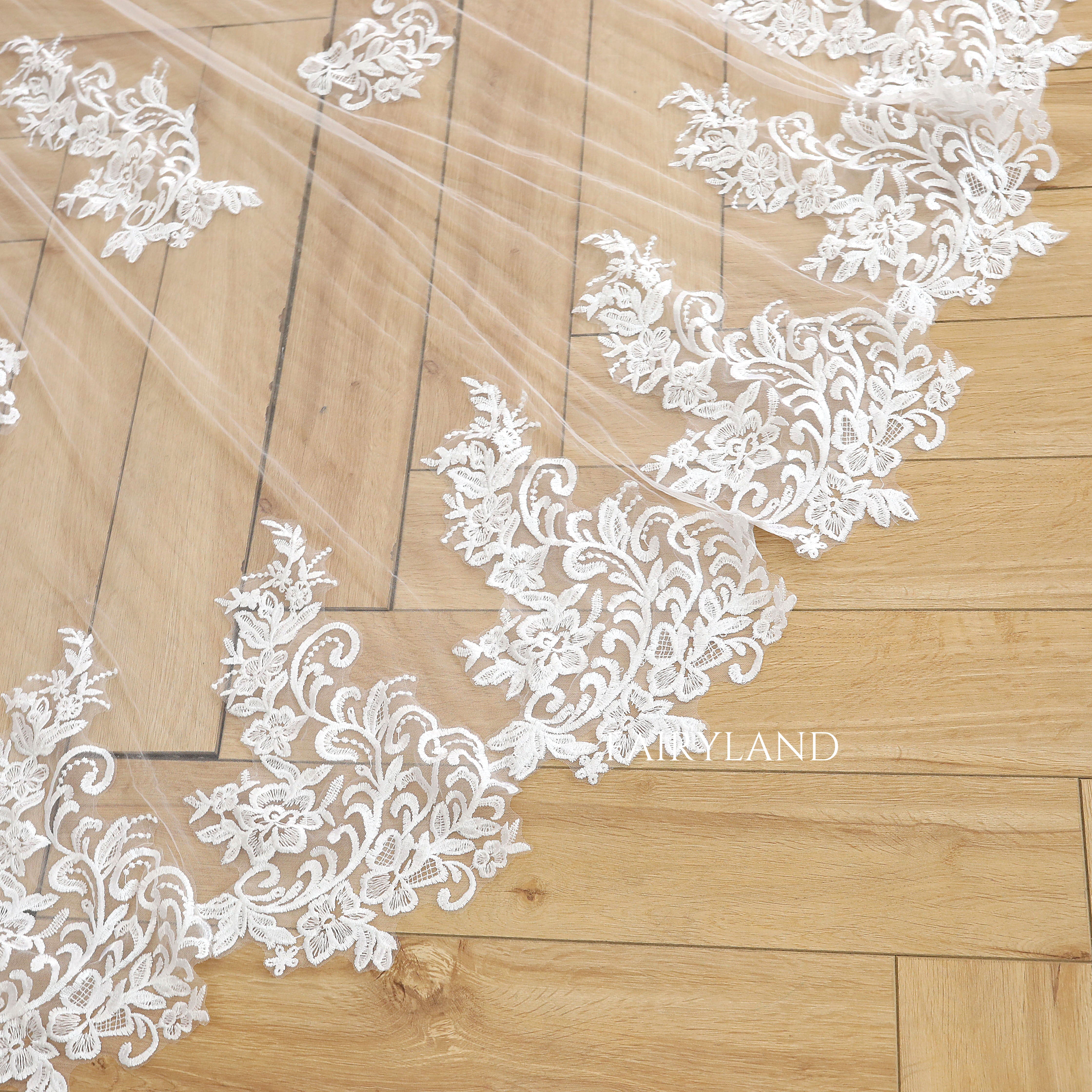Vintage Royal Lace Wedding Bridal Veil With Floral