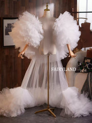 Dramatic White Tulle Puff Cape with Long Train – Luxury Bridal Photoshoot Robe